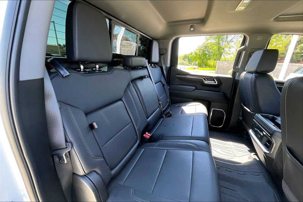 Used 2024 GMC Sierra 1500 Elevation w/ Elevation Premium Package AWD/4WD image 30