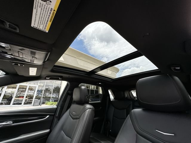 Certified 2023 Cadillac XT5 Premium Luxury w/ LPO, Floor Liner Package FWD image 30