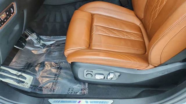 Used 2023 BMW X6 xDrive40i w/ Executive Package image 33