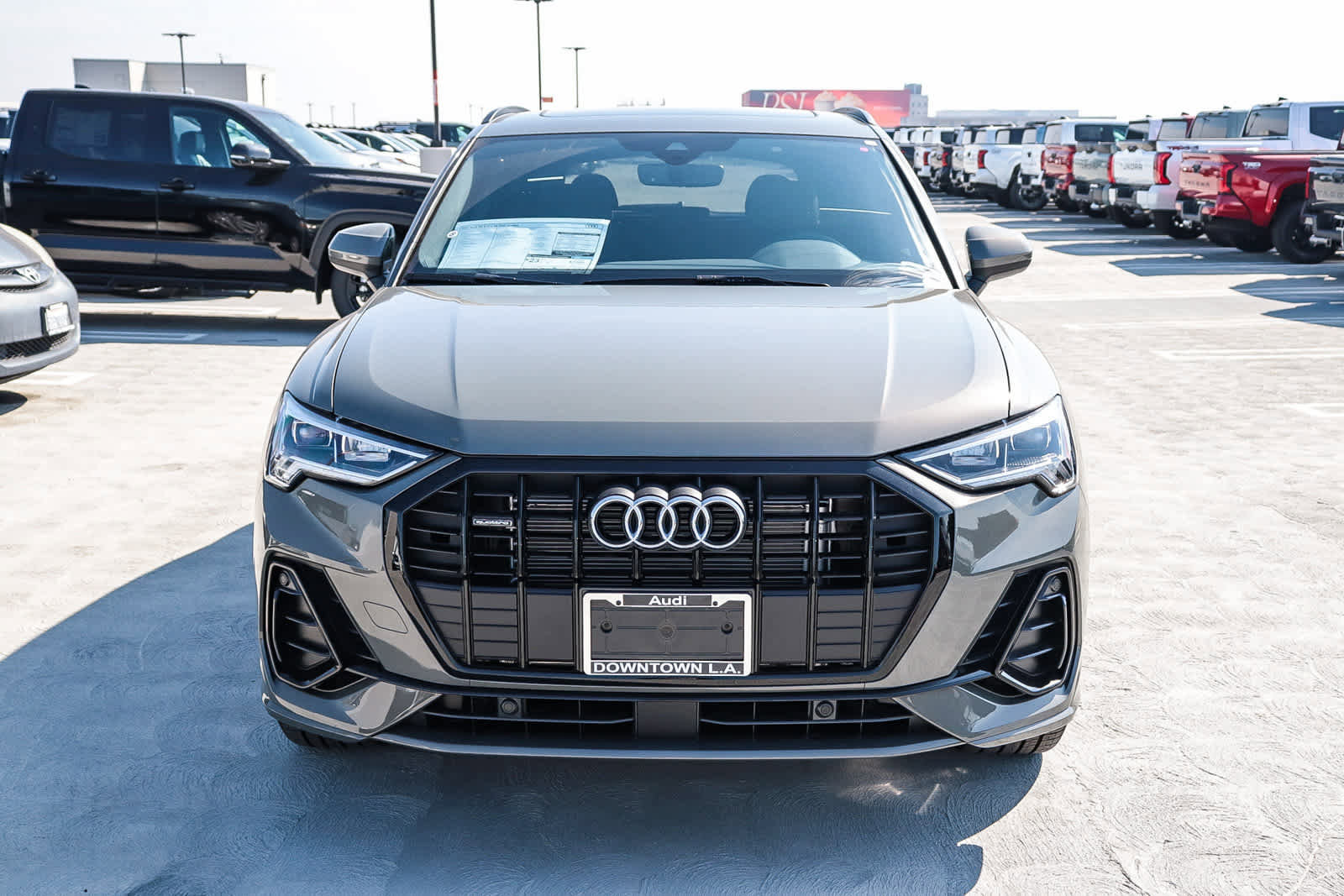 New 2025 Audi Q3 2.0T Premium image 2