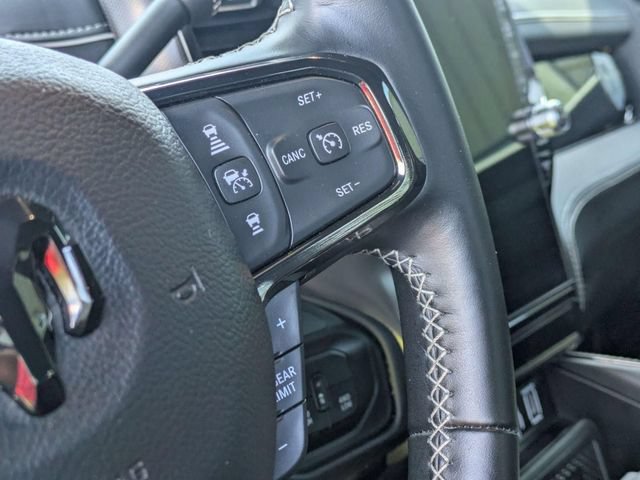 Used 2025 RAM 2500 Limited AWD/4WD image 19