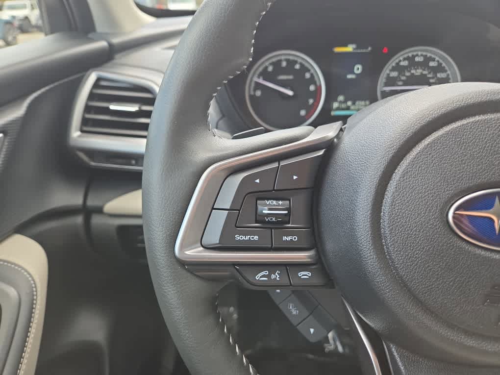 Used 2023 Subaru Forester Limited AWD/4WD image 22