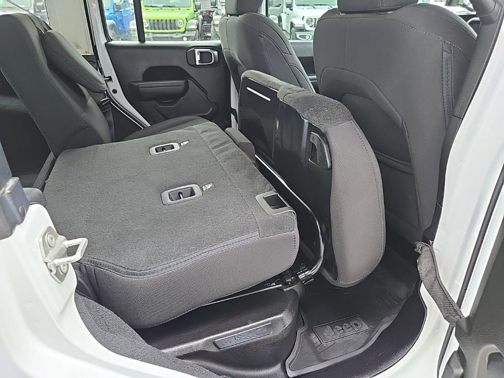 Used 2023 Jeep Wrangler Unlimited image 98