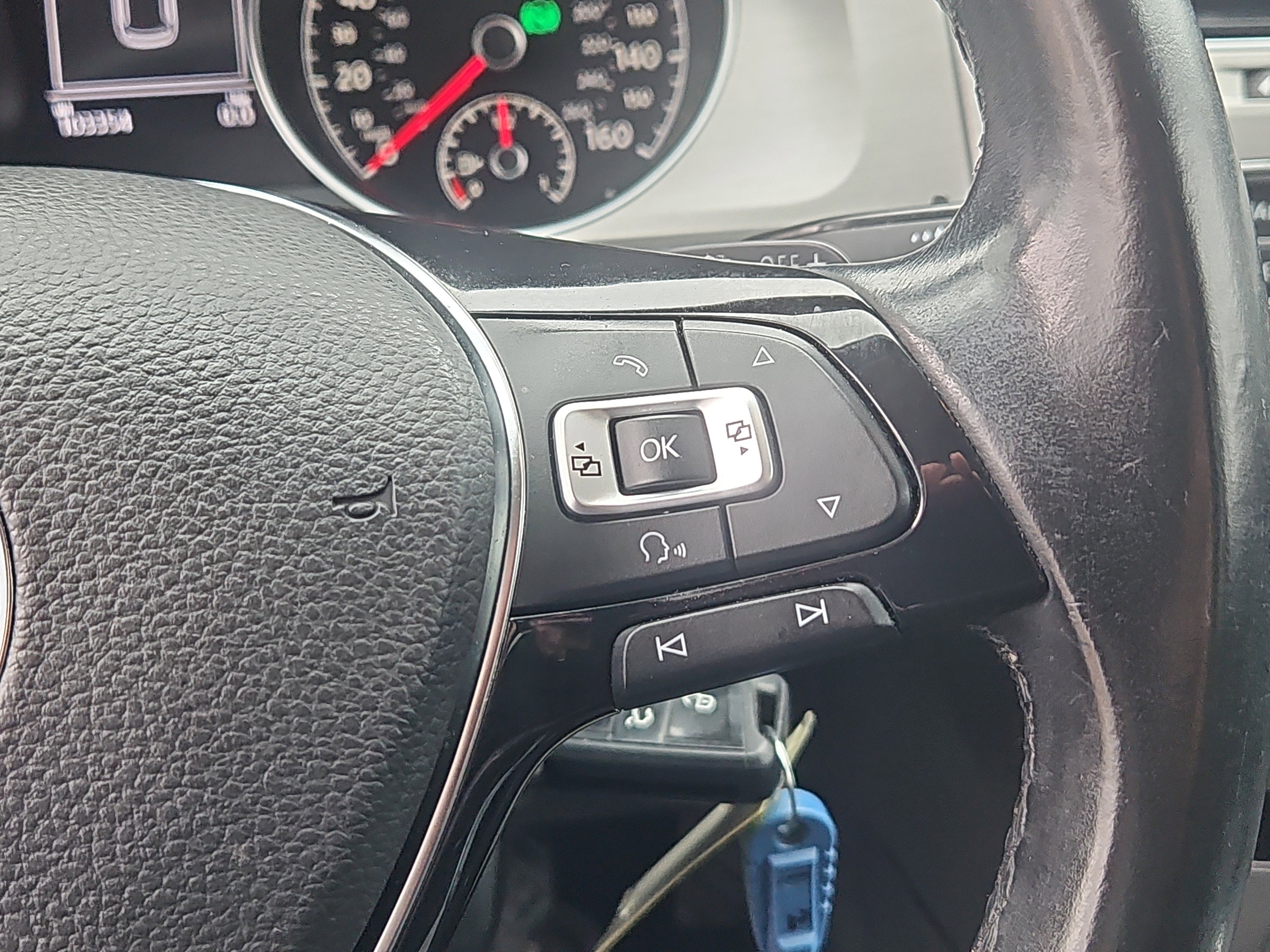 Used 2016 Volkswagen Golf S image 13