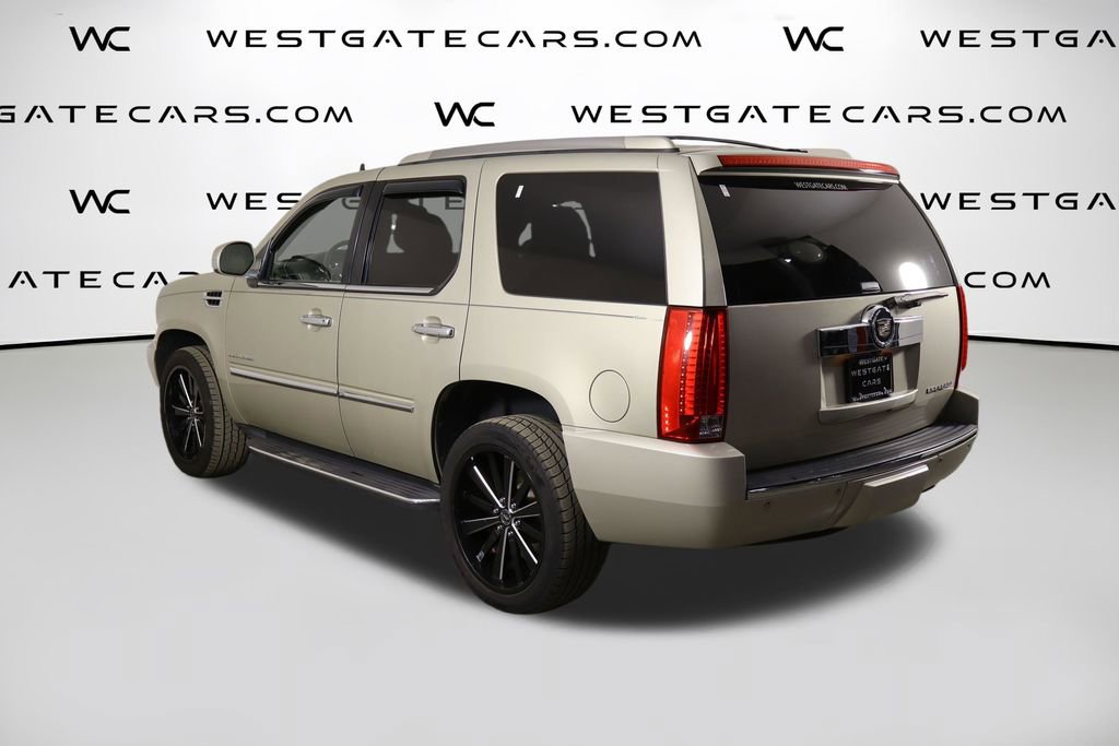Used 2013 Cadillac Escalade Luxury AWD/4WD image 40
