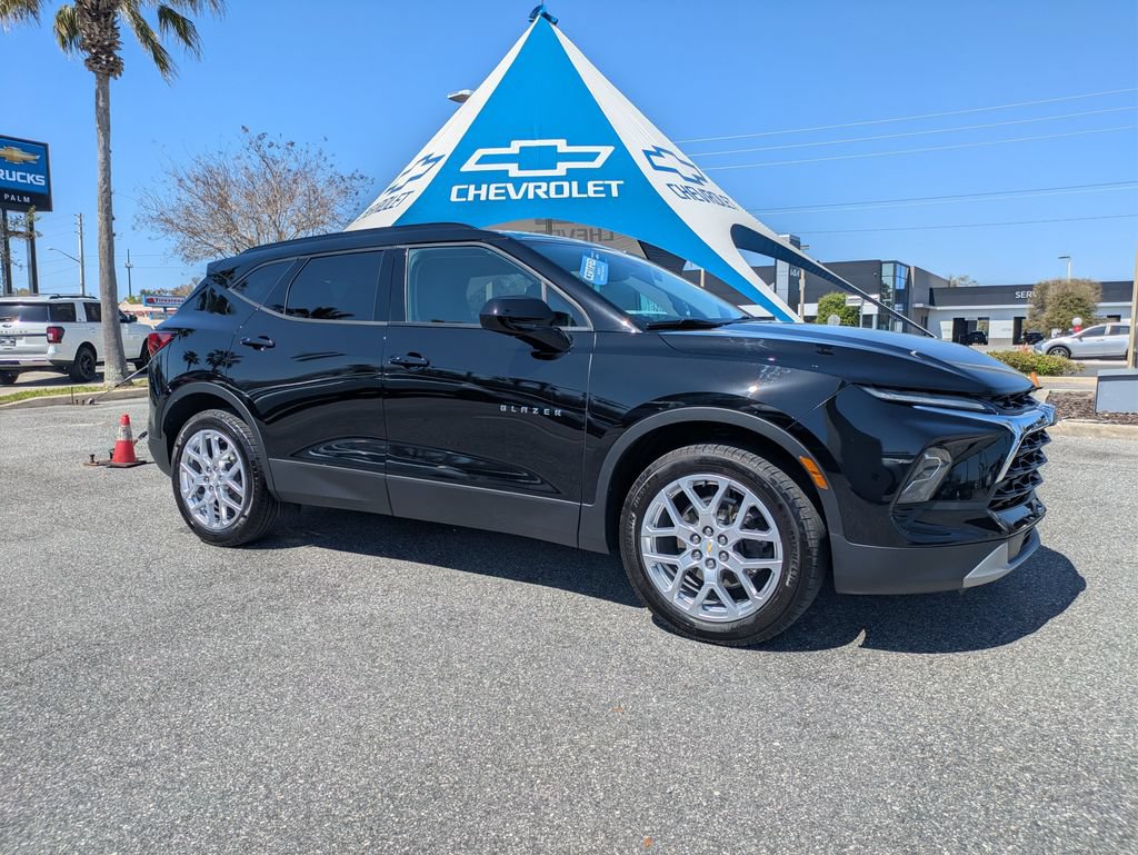 Certified 2024 Chevrolet Blazer LT w/ Convenience Package AWD/4WD image 57