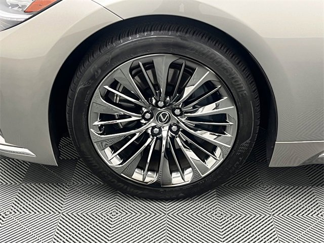 Certified 2023 Lexus LS 500 w/ Interior Upgrade Package image 23