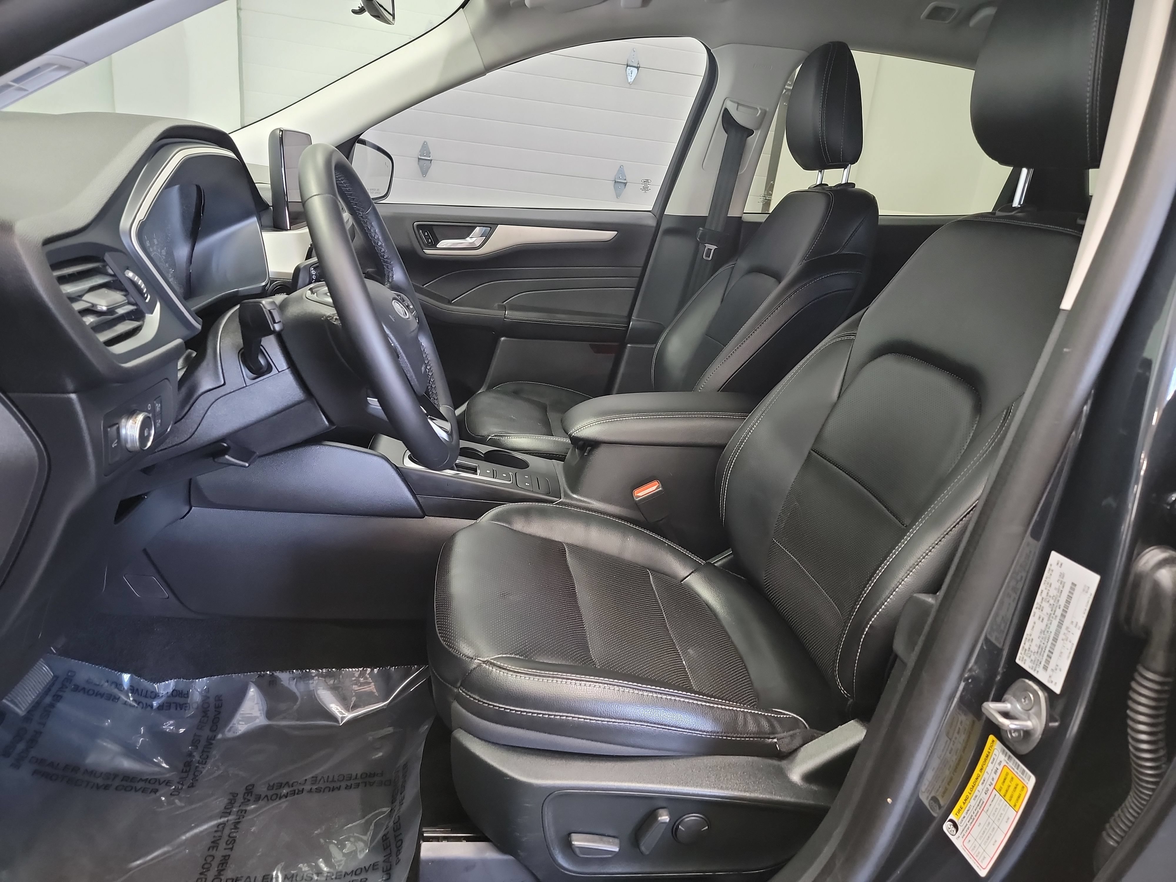 Used 2022 Ford Escape SEL FWD image 12
