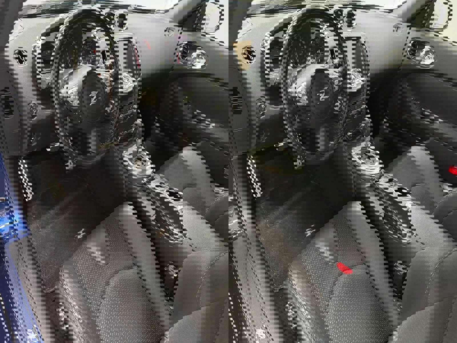 Used 2020 Nissan 370Z Touring Sport image 2