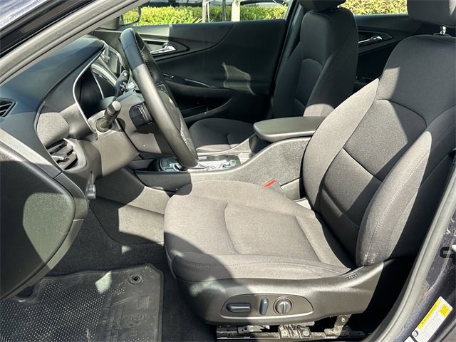 Used 2023 Chevrolet Malibu RS image 19