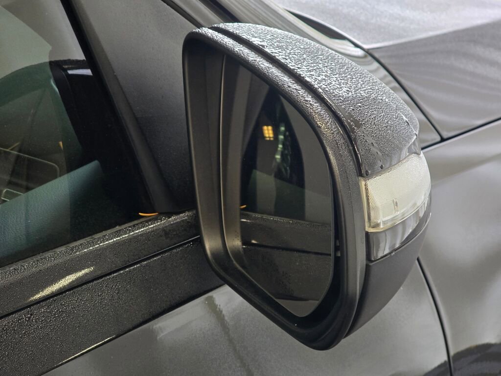 Used 2020 Mercedes-Benz GLS 450 4MATIC image 31