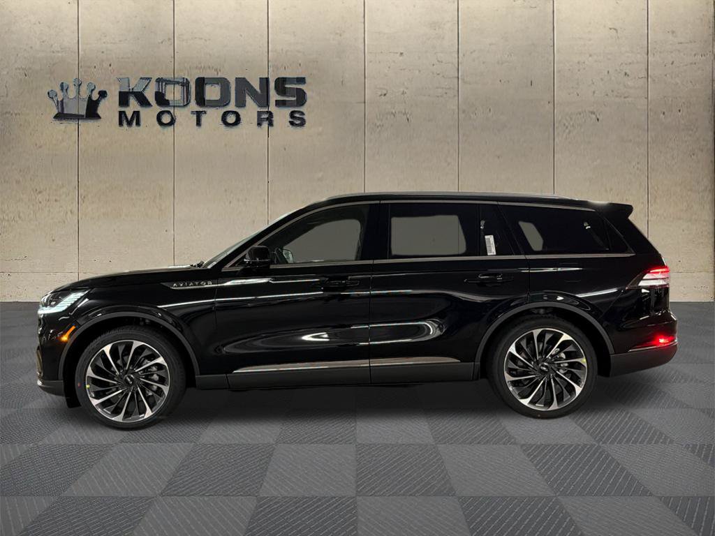 New 2027 Lincoln Aviator Reserve AWD/4WD image 4