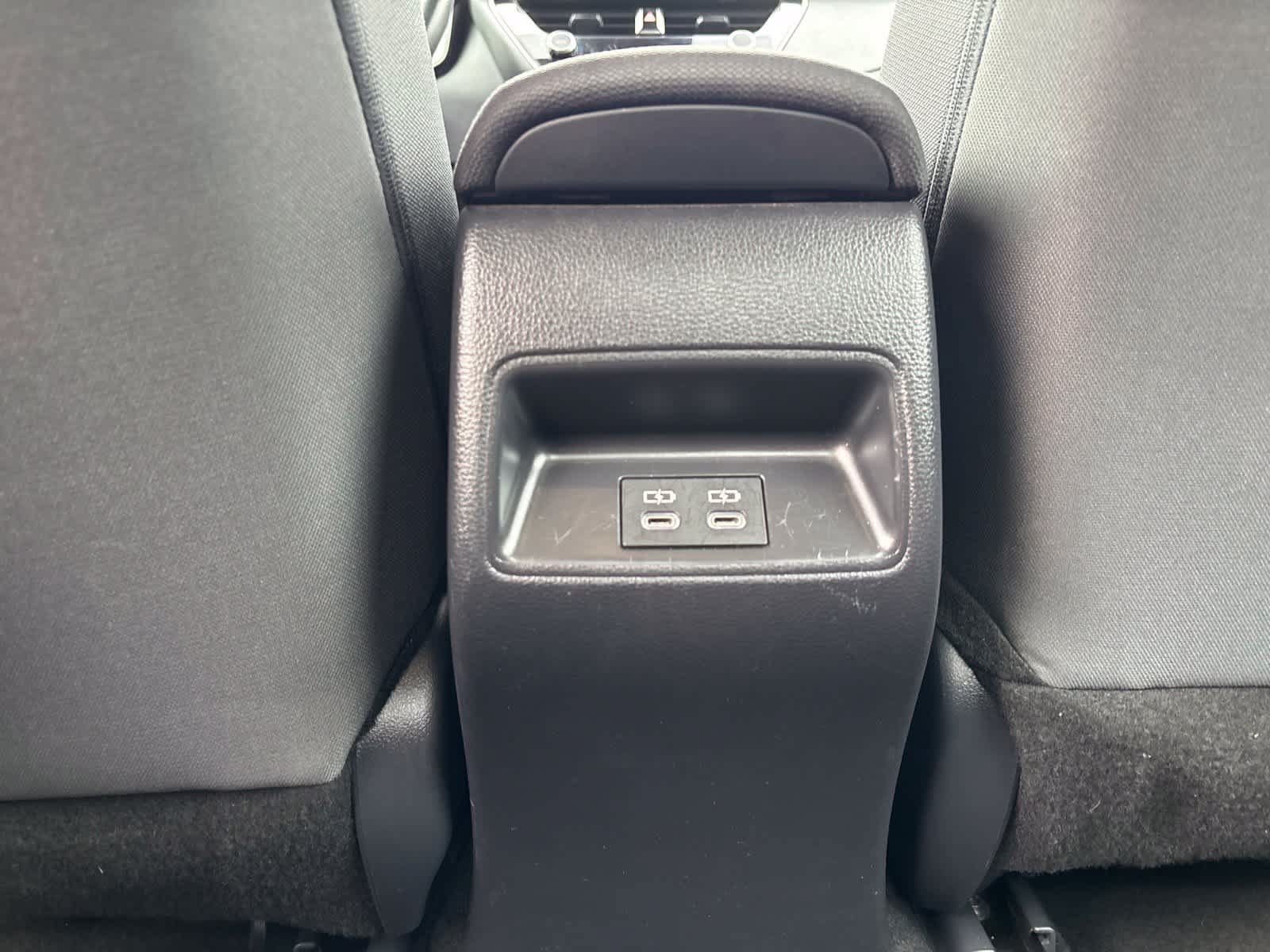 Used 2025 Toyota Corolla LE FWD image 18