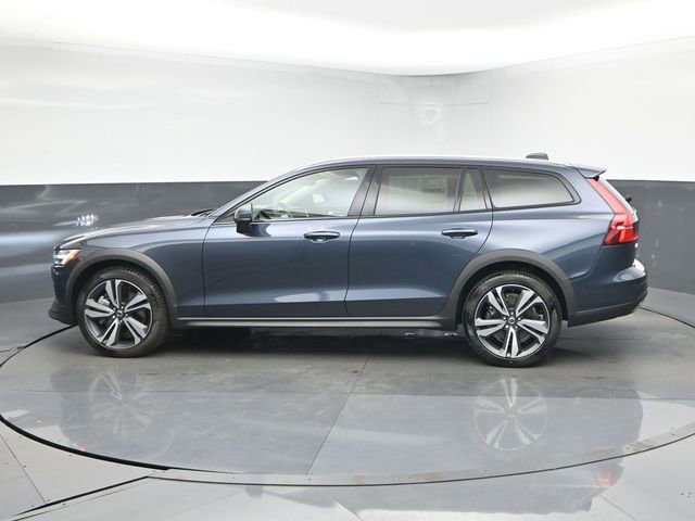New 2026 Volvo V60 B5 Cross Country Plus w/ Protection Package Premier image 5