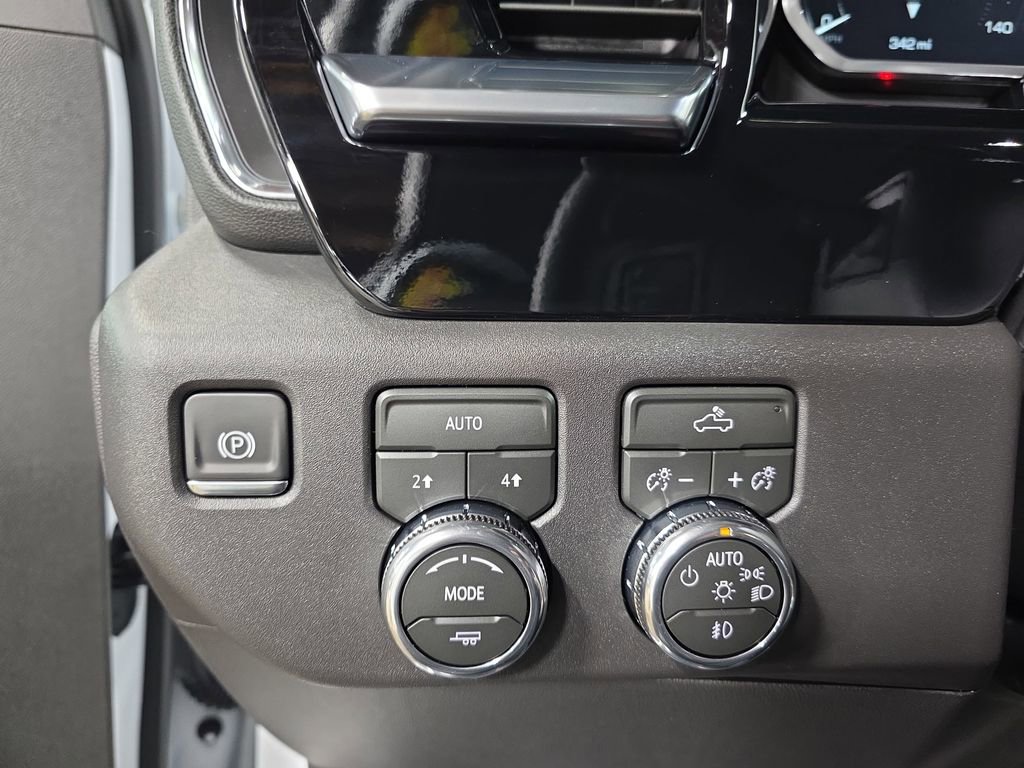 New 2026 GMC Sierra 1500 Elevation image 27