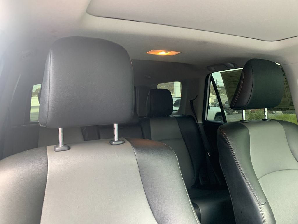 Used 2024 Toyota 4Runner SR5 Premium w/ Moonroof Package AWD/4WD image 20