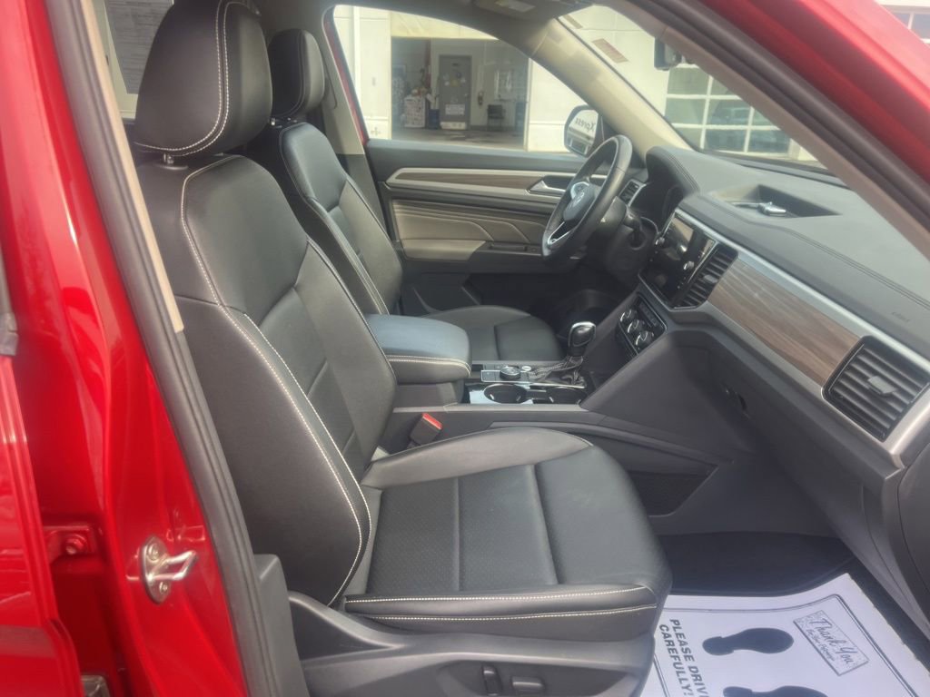 Used 2023 Volkswagen Atlas SEL AWD/4WD image 13