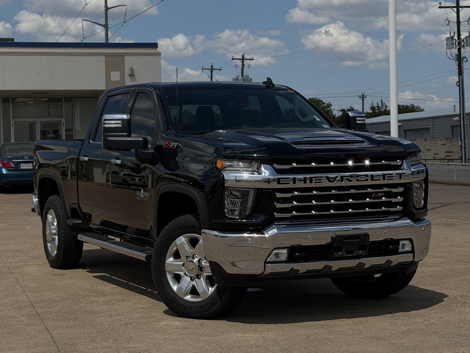 Used 2023 Chevrolet Silverado 2500 LTZ w/ LTZ Premium Texas Edition AWD/4WD video 2