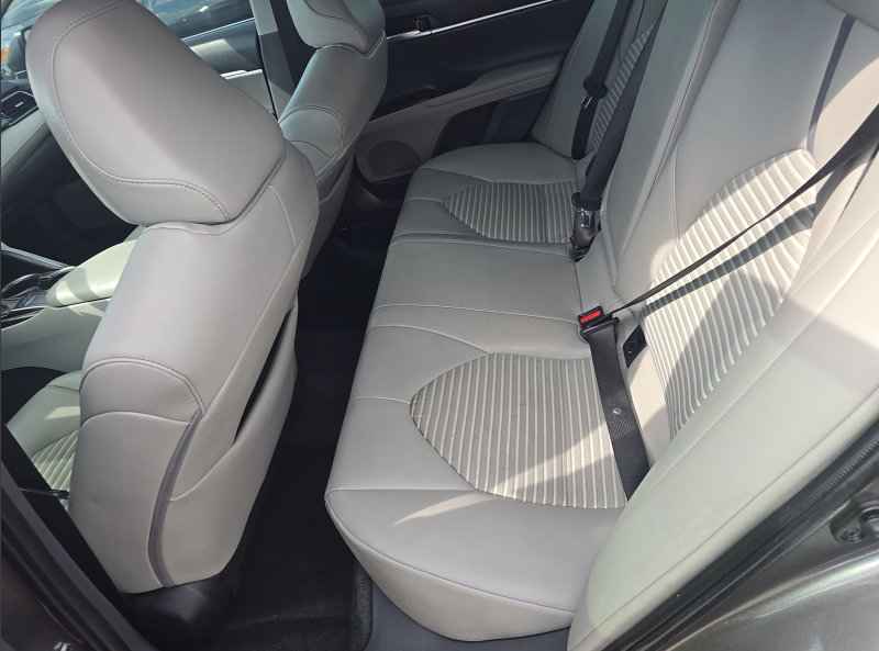 Used 2023 Toyota Camry SE FWD image 10