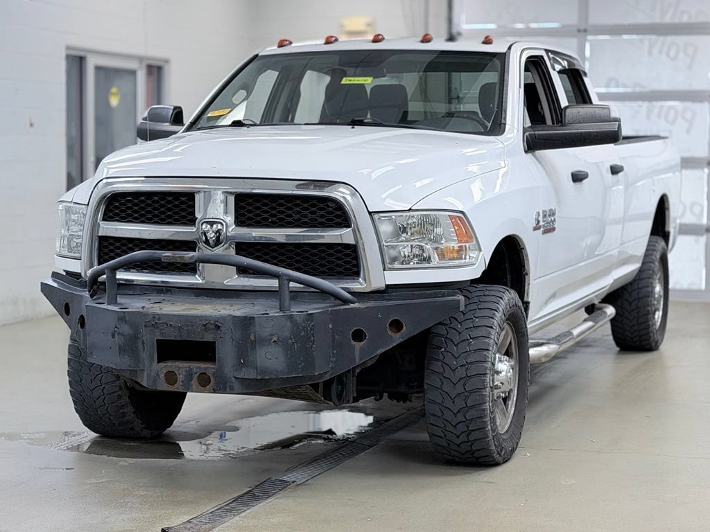 Used 2017 RAM 2500 Tradesman w/ Chrome Appearance Group AWD/4WD image 3