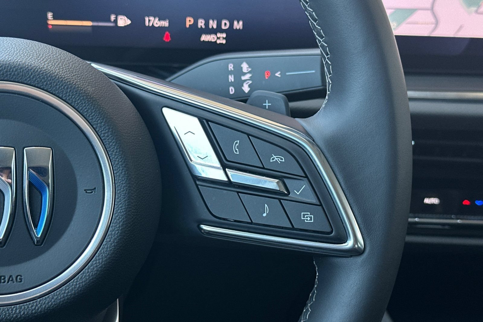 Used 2026 Buick Envision Preferred AWD/4WD image 34