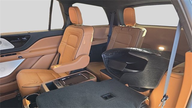 Used 2023 Lincoln Aviator Black Label Grand Touring image 17