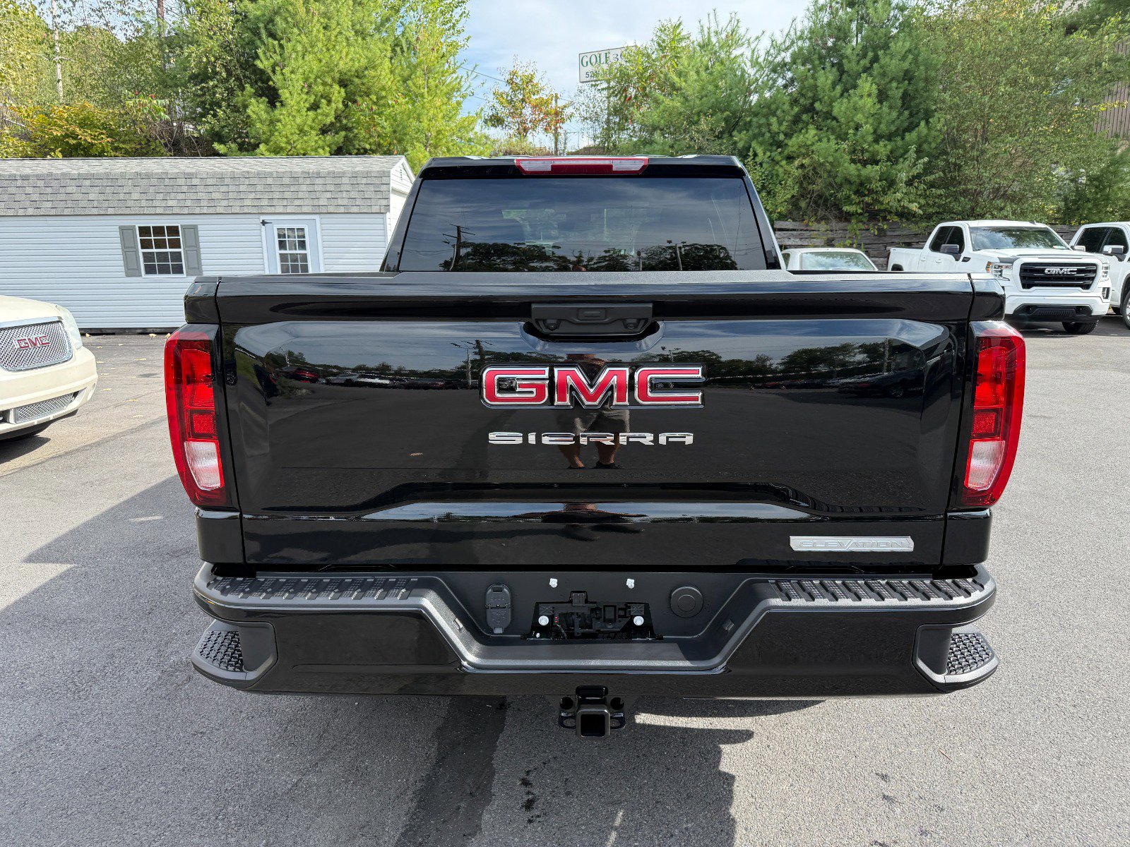 New 2026 GMC Sierra 1500 Elevation image 4
