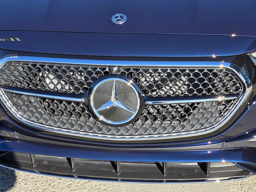 New 2026 Mercedes-Benz E 350 4MATIC Sedan image 36