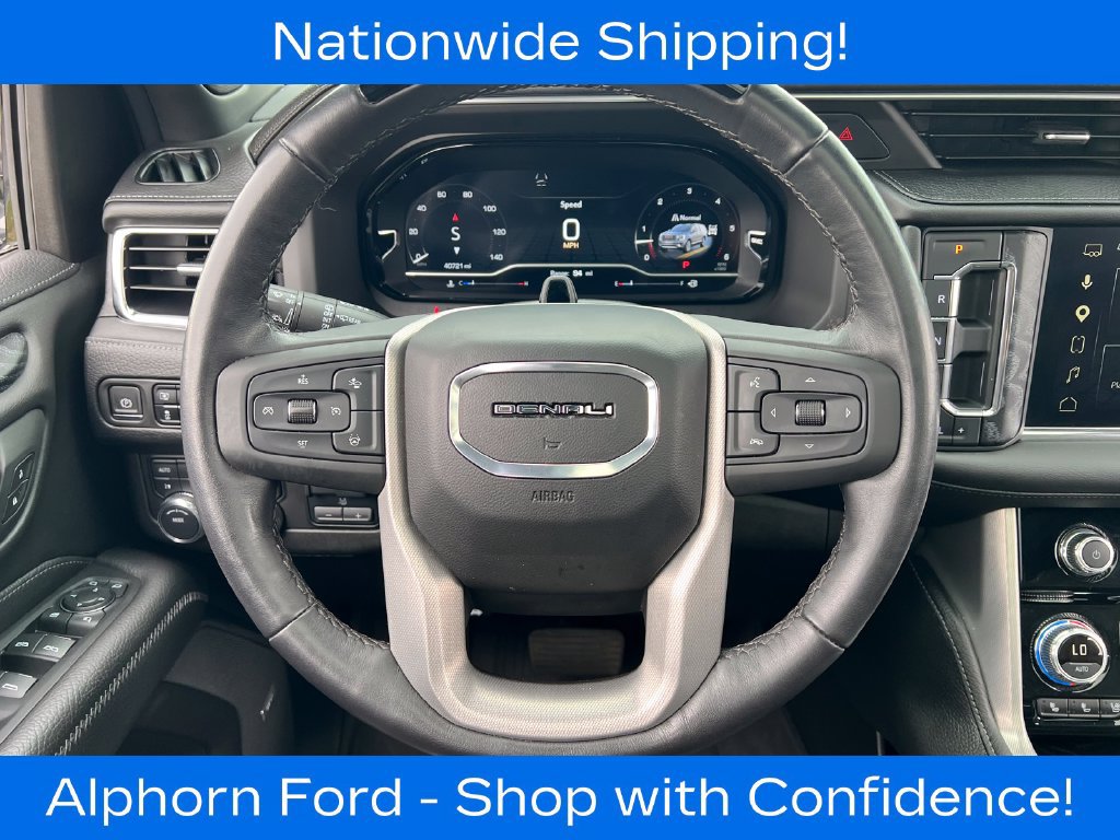 Used 2023 GMC Yukon XL Denali w/ Advanced Technology Package AWD/4WD image 10