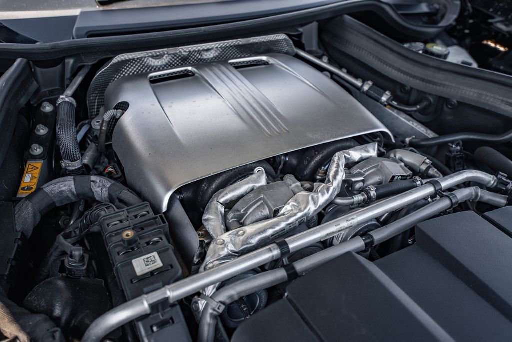 Used 2018 Mercedes-Benz AMG GT C image 36