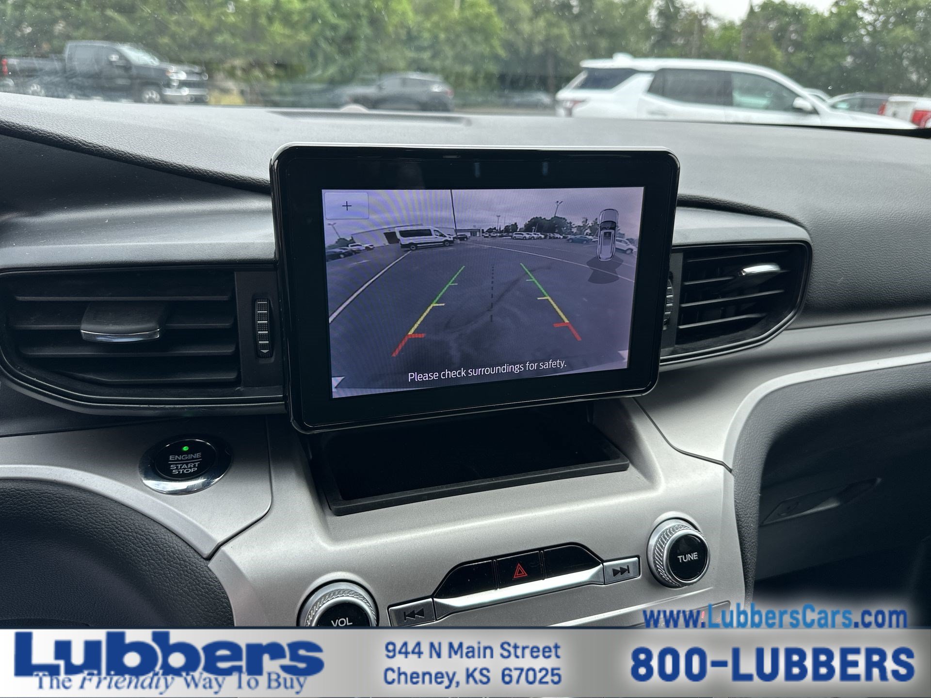 Used 2021 Ford Explorer XLT AWD/4WD image 17
