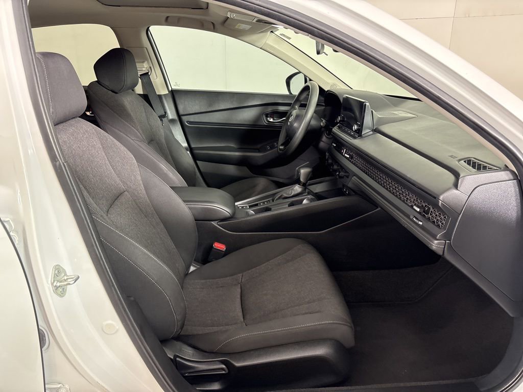 Used 2023 Honda Accord EX image 14