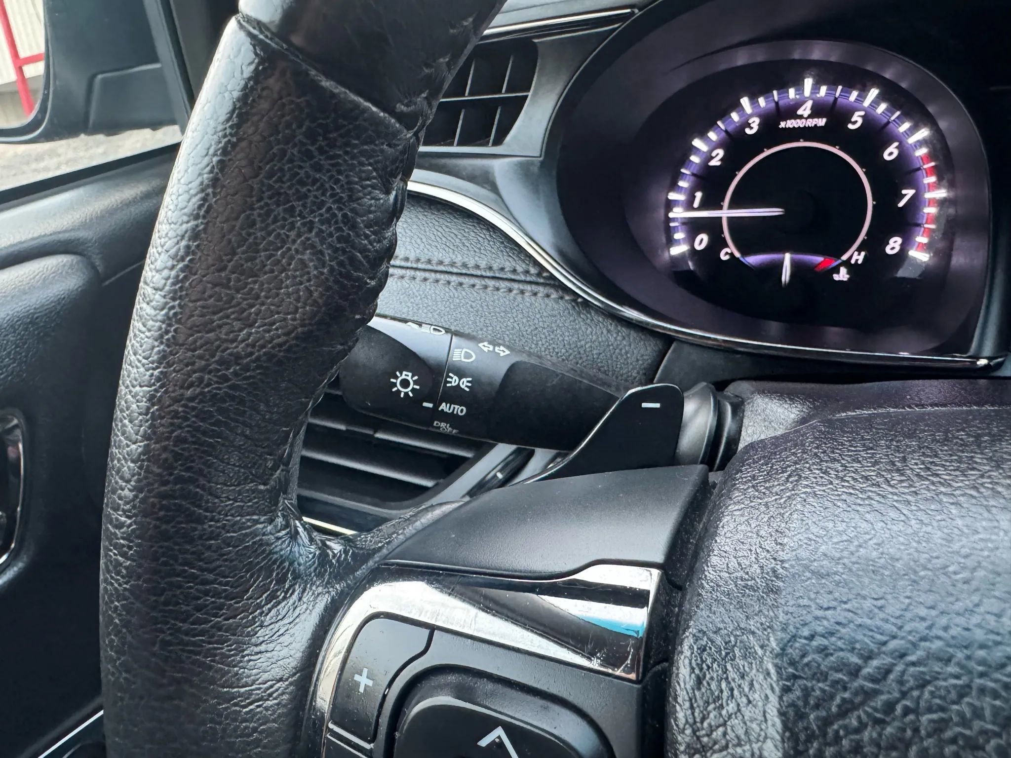 Used 2018 Toyota Avalon XLE image 33