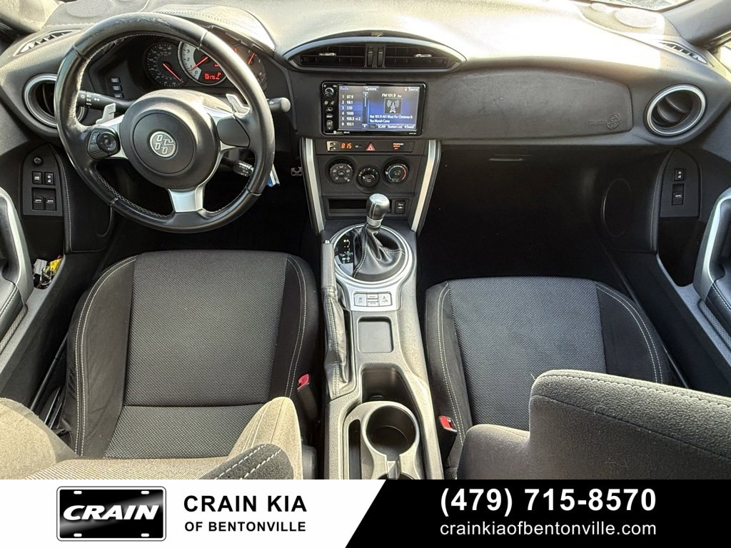 Used 2017 Toyota 86 image 22