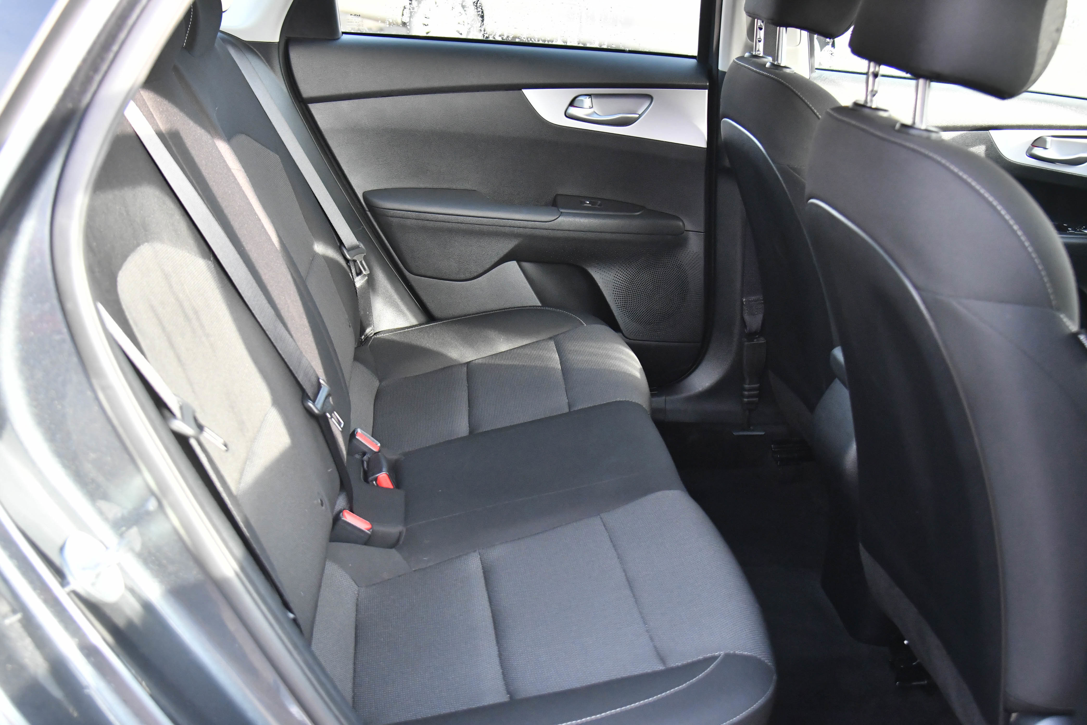 Used 2024 Kia Forte LXS image 33