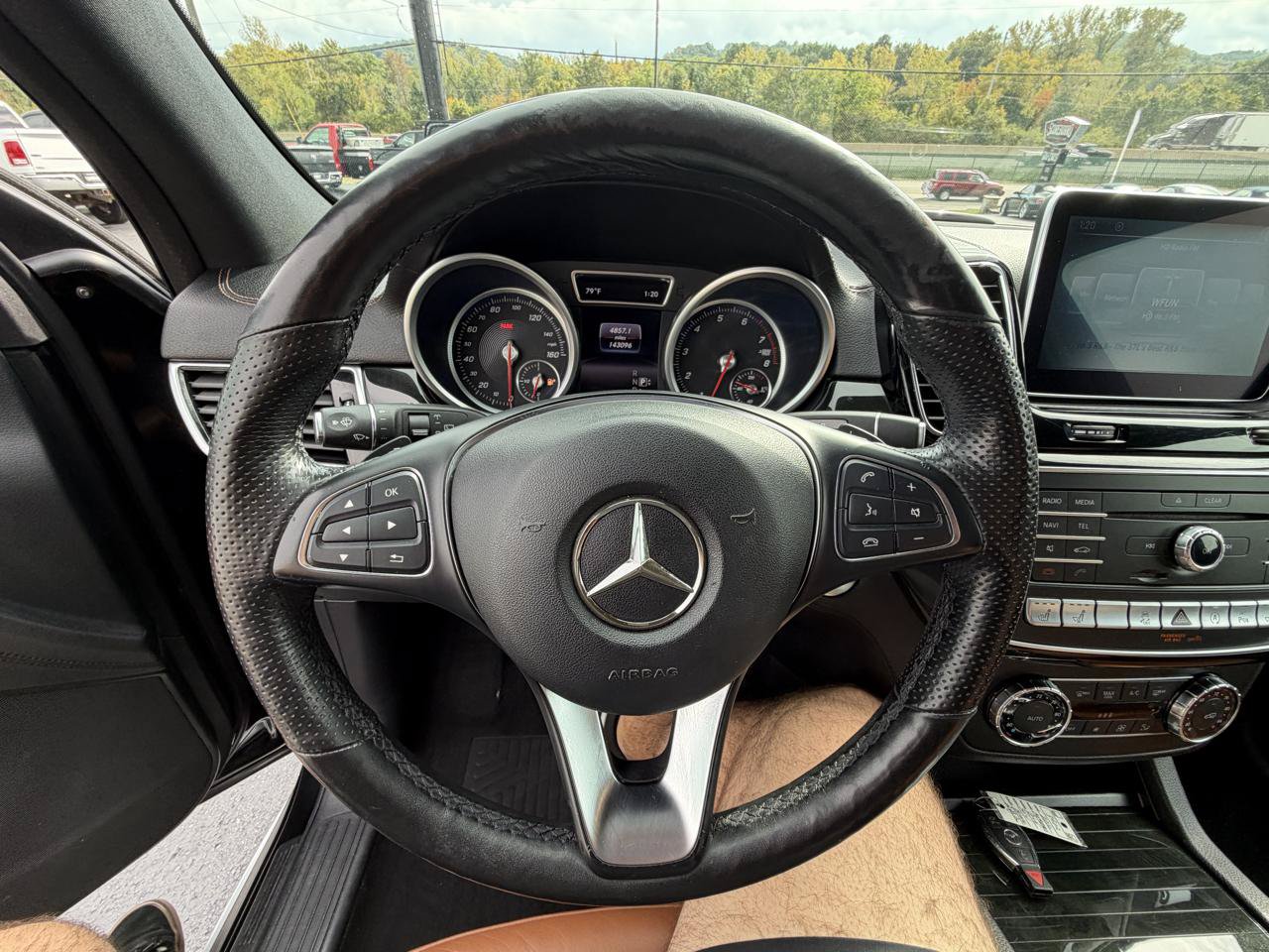 Used 2016 Mercedes-Benz GLE 400 4MATIC image 18