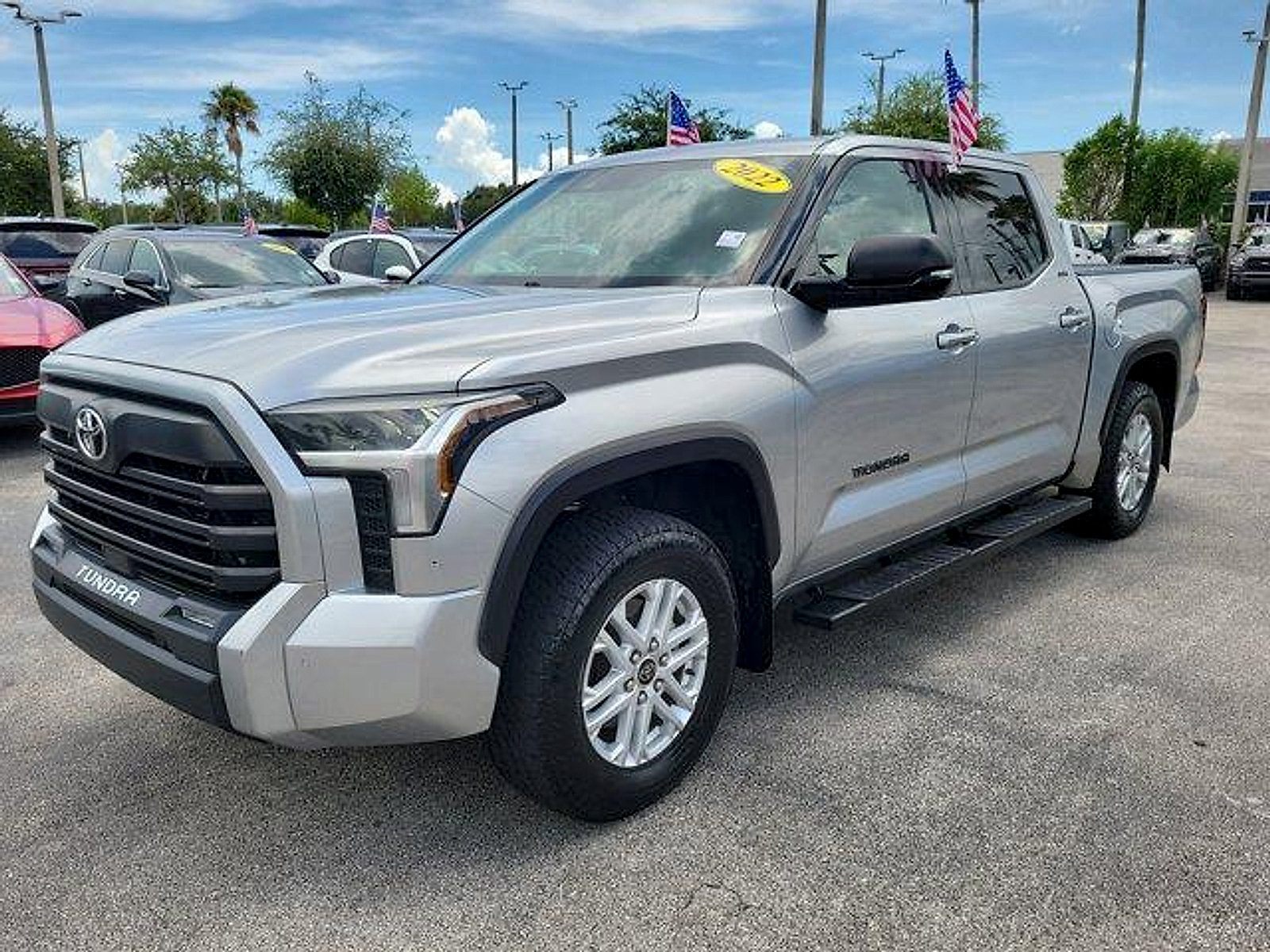 Used 2022 Toyota Tundra SR5 w/ SR5 Premium Package AWD/4WD image 3