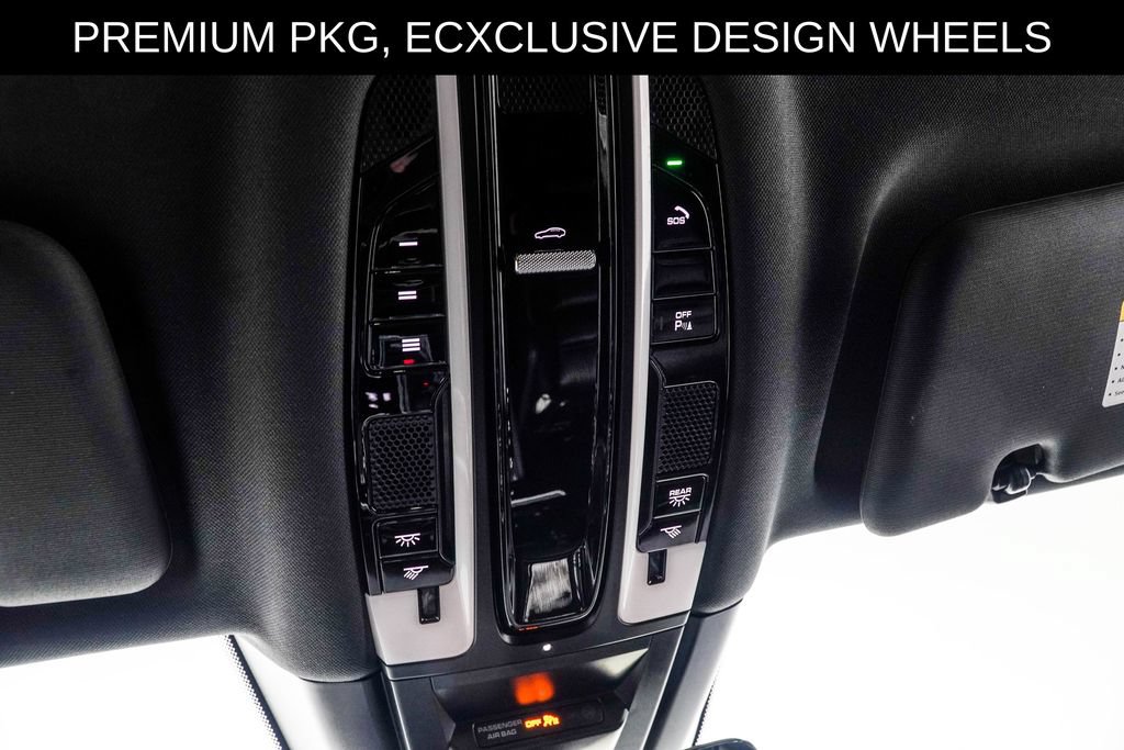 Used 2023 Porsche Cayenne Coupe AWD/4WD image 32