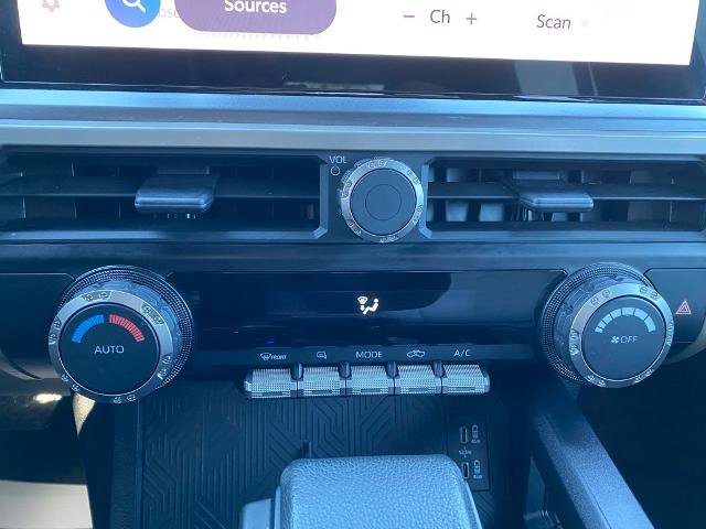 Used 2024 Toyota Tacoma TRD Sport image 20