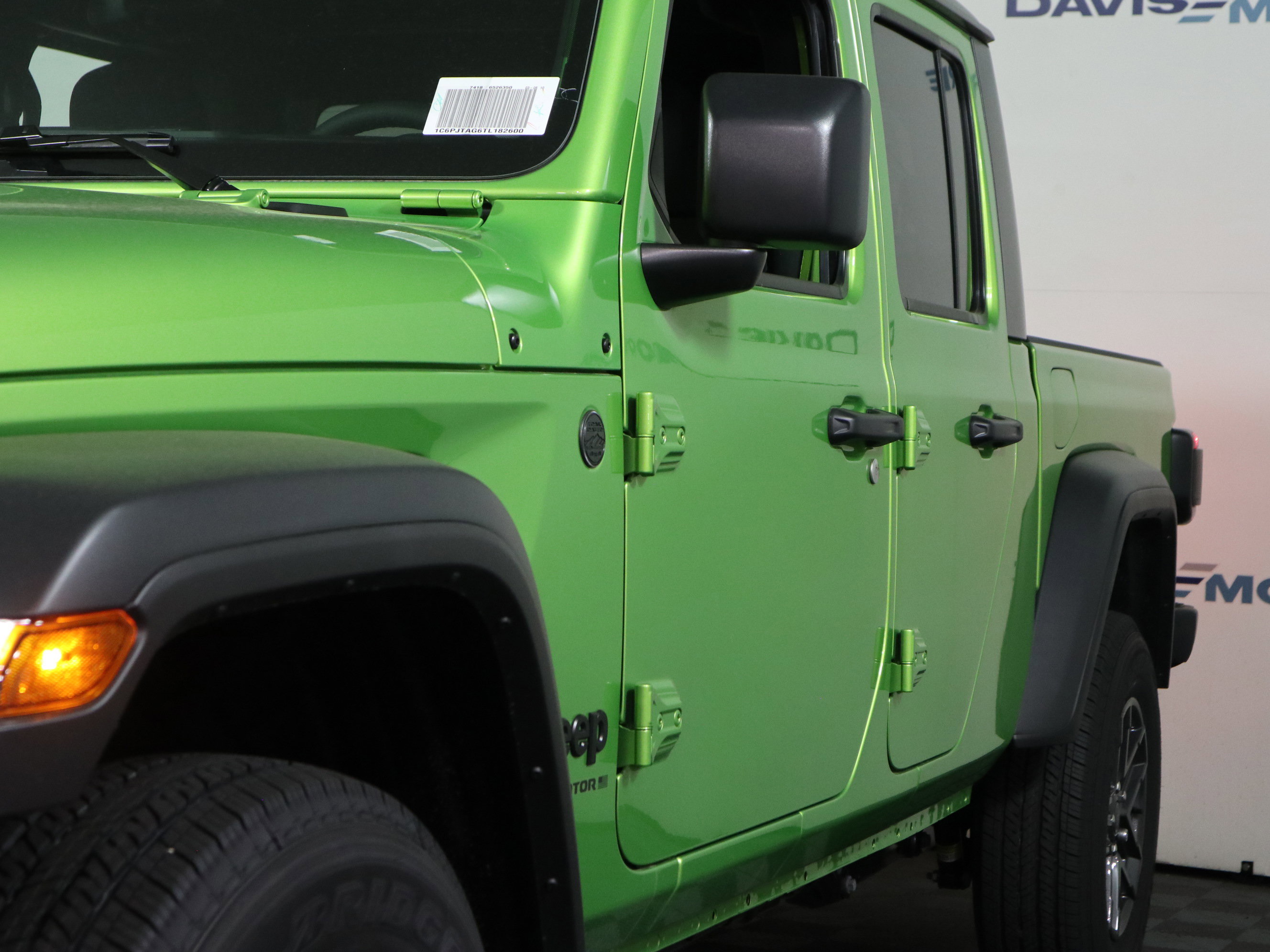 New 2026 Jeep Gladiator Sport AWD/4WD image 10