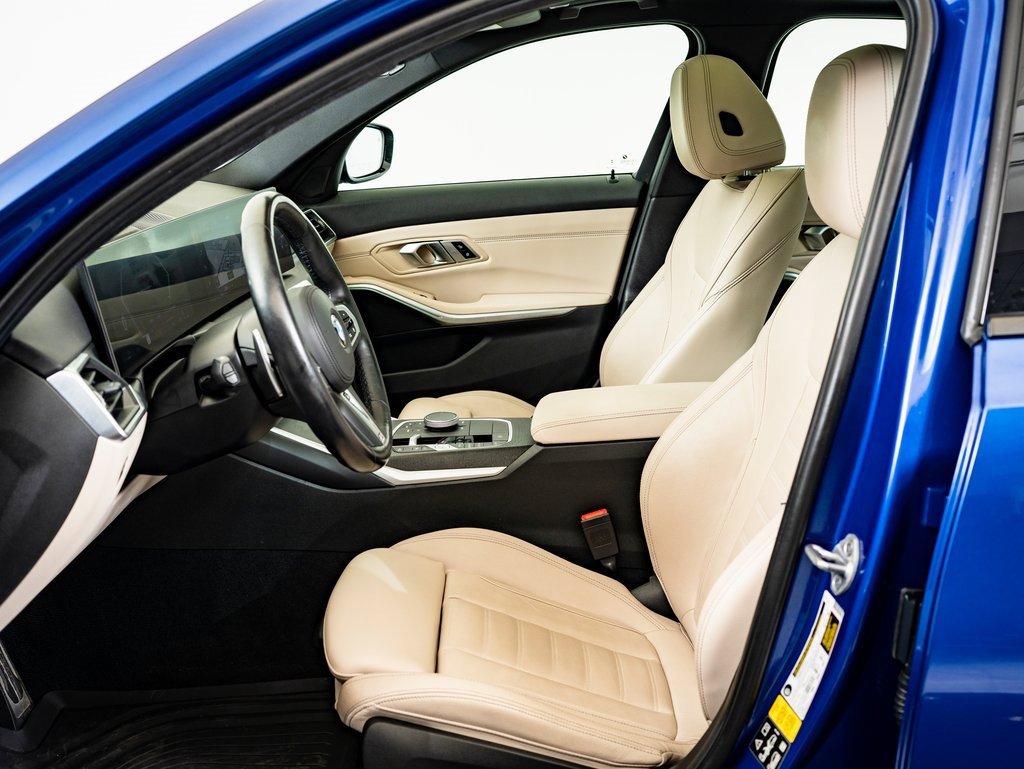 Used 2023 BMW 330i xDrive Sedan w/ M Sport Package image 17