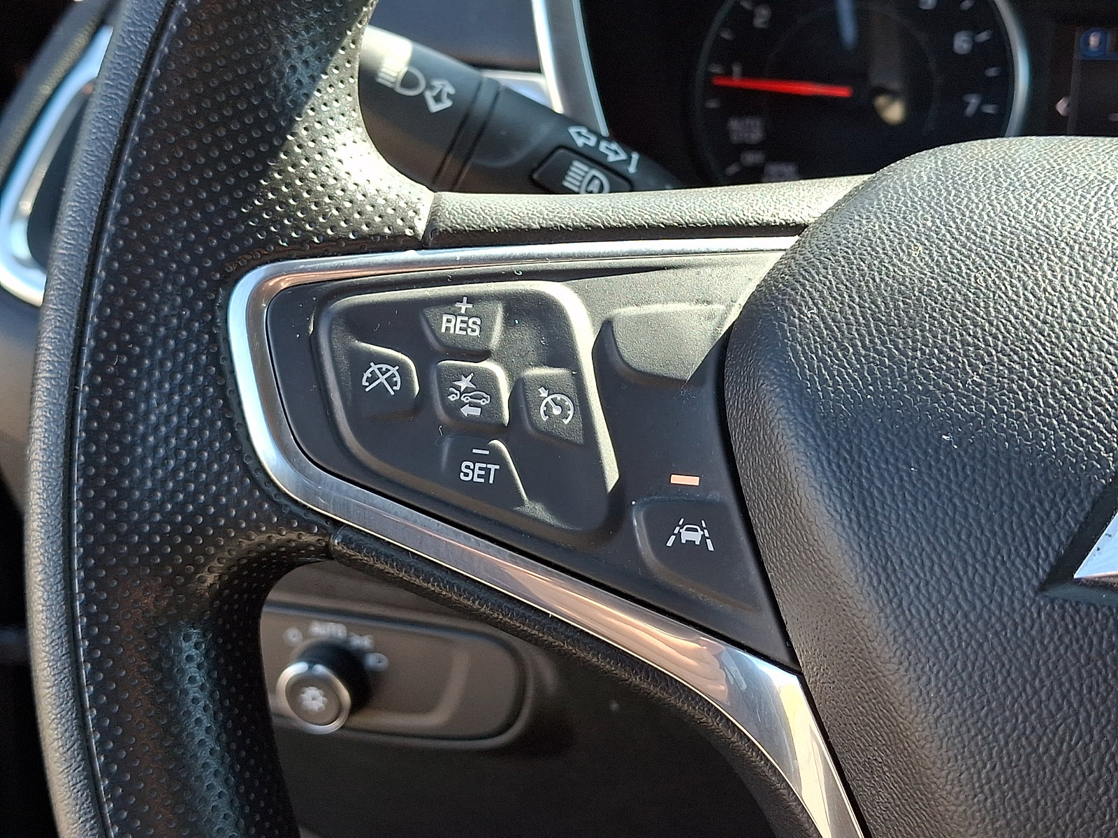 Used 2020 Chevrolet Equinox LT AWD/4WD image 20