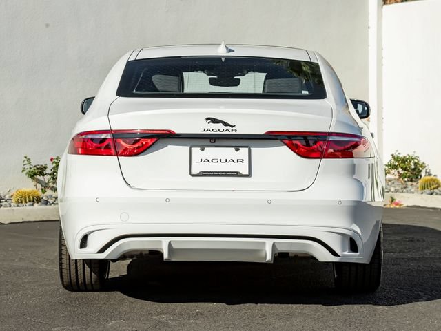 New 2024 Jaguar XF R-Dynamic SE AWD/4WD image 8