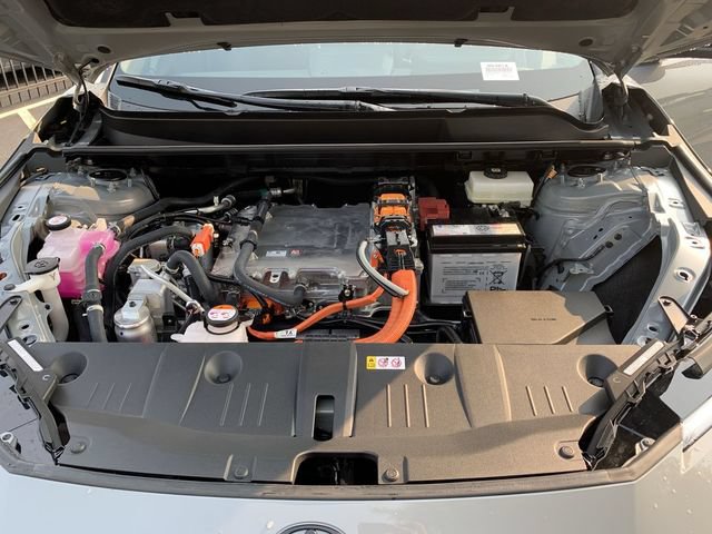 Certified 2026 Toyota C-HR AWD/4WD image 16