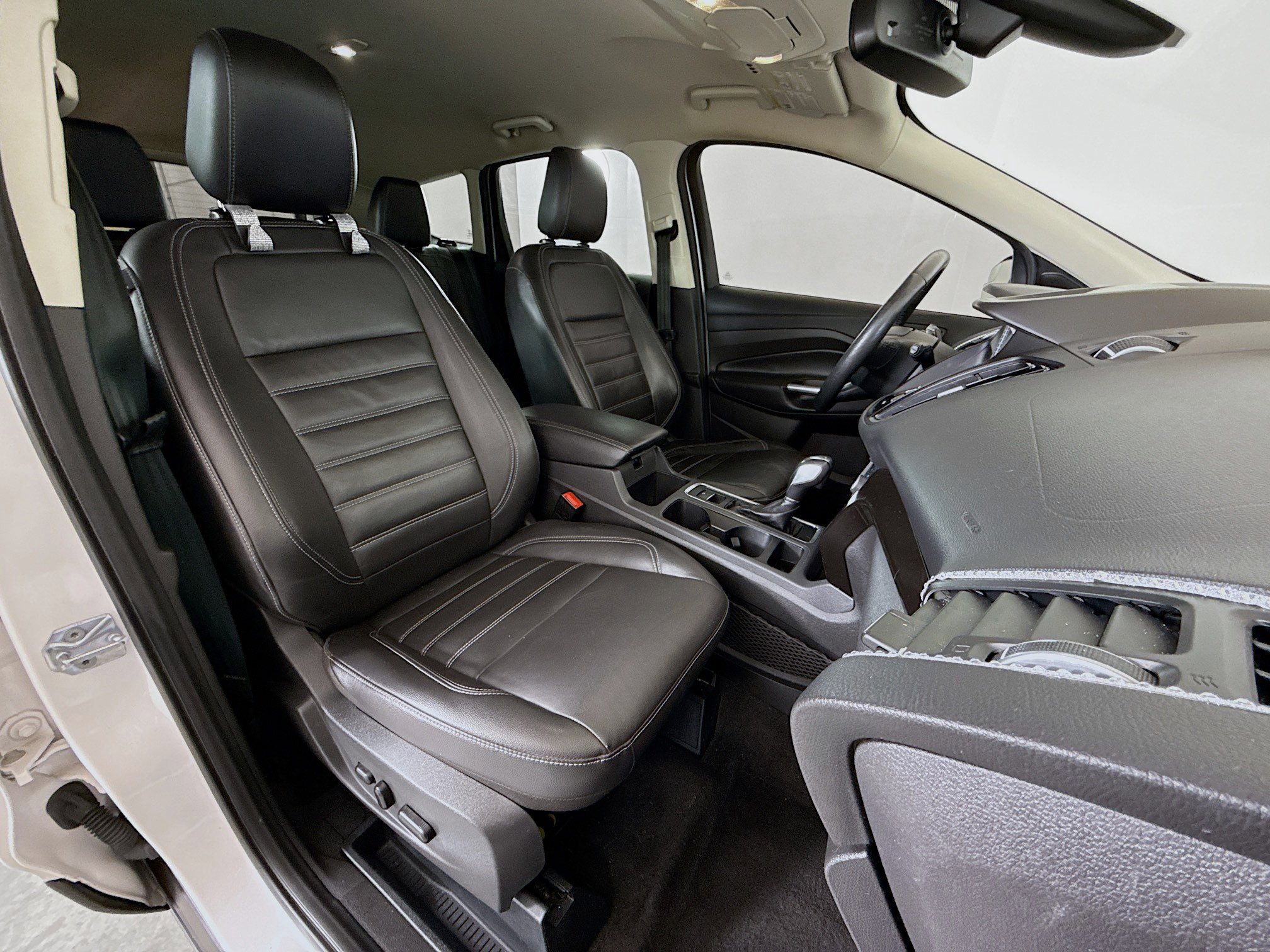 Used 2018 Ford Escape Titanium image 26