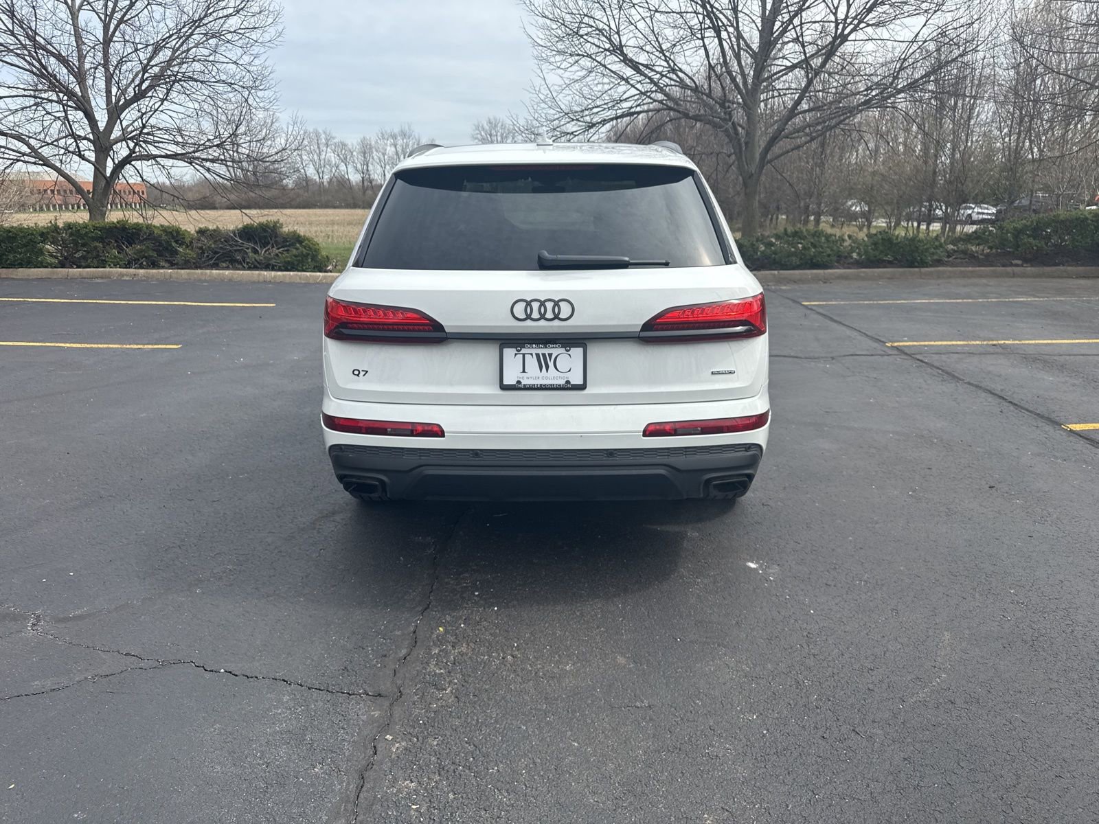 Used 2025 Audi Q7 2.0T Premium w/ Convenience Plus Package image 6