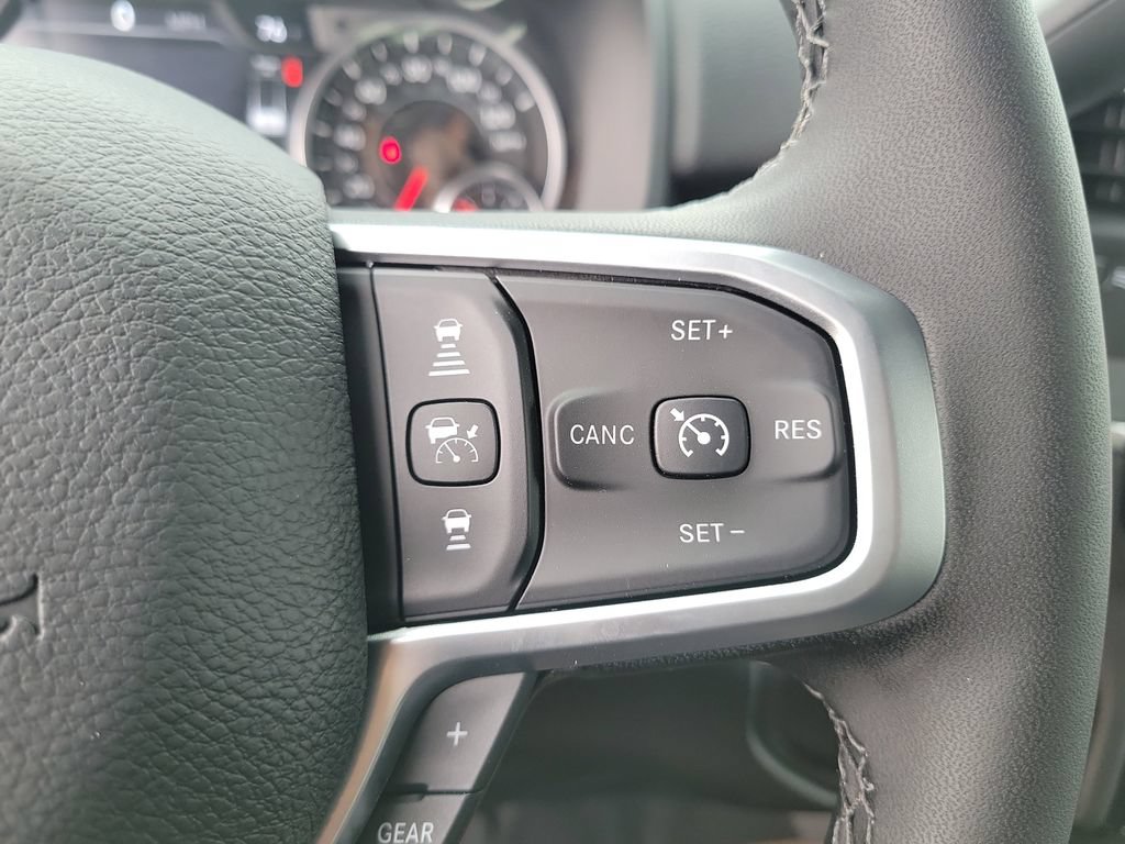 New 2026 RAM 3500 Big Horn AWD/4WD image 23