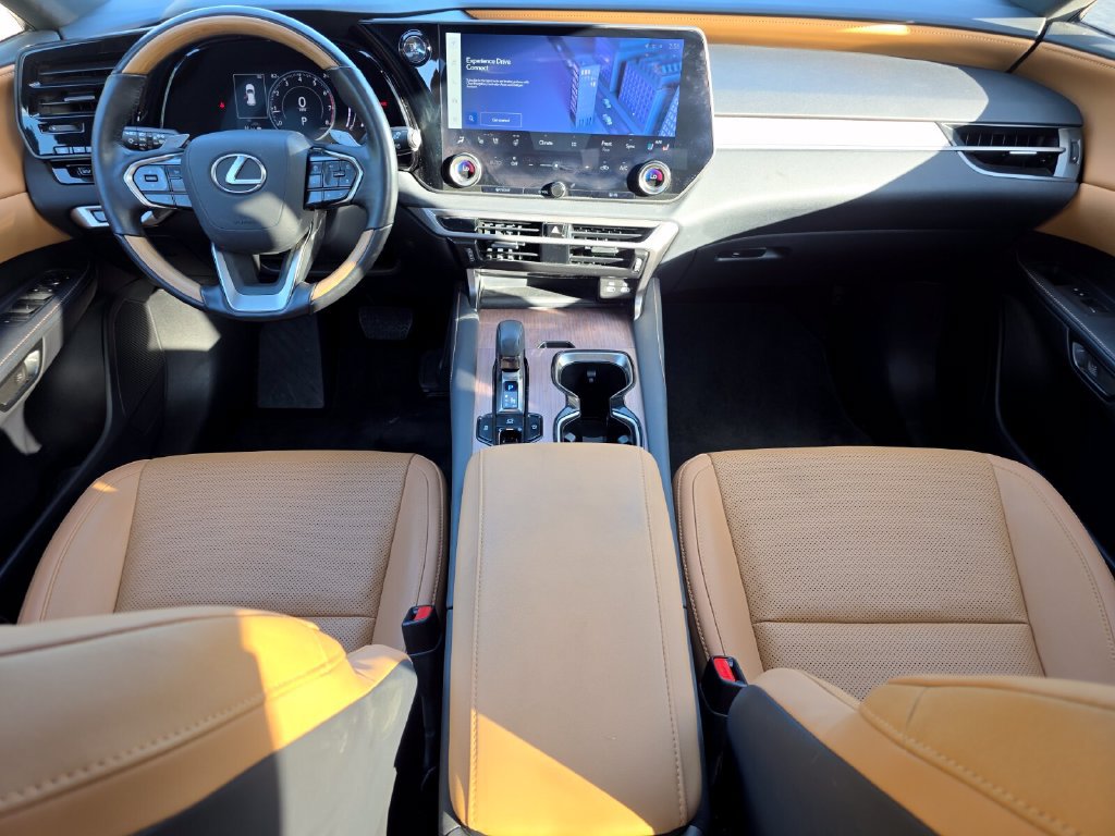 Used 2024 Lexus RX 350 Premium w/ Accessory Package (Z1) FWD image 5