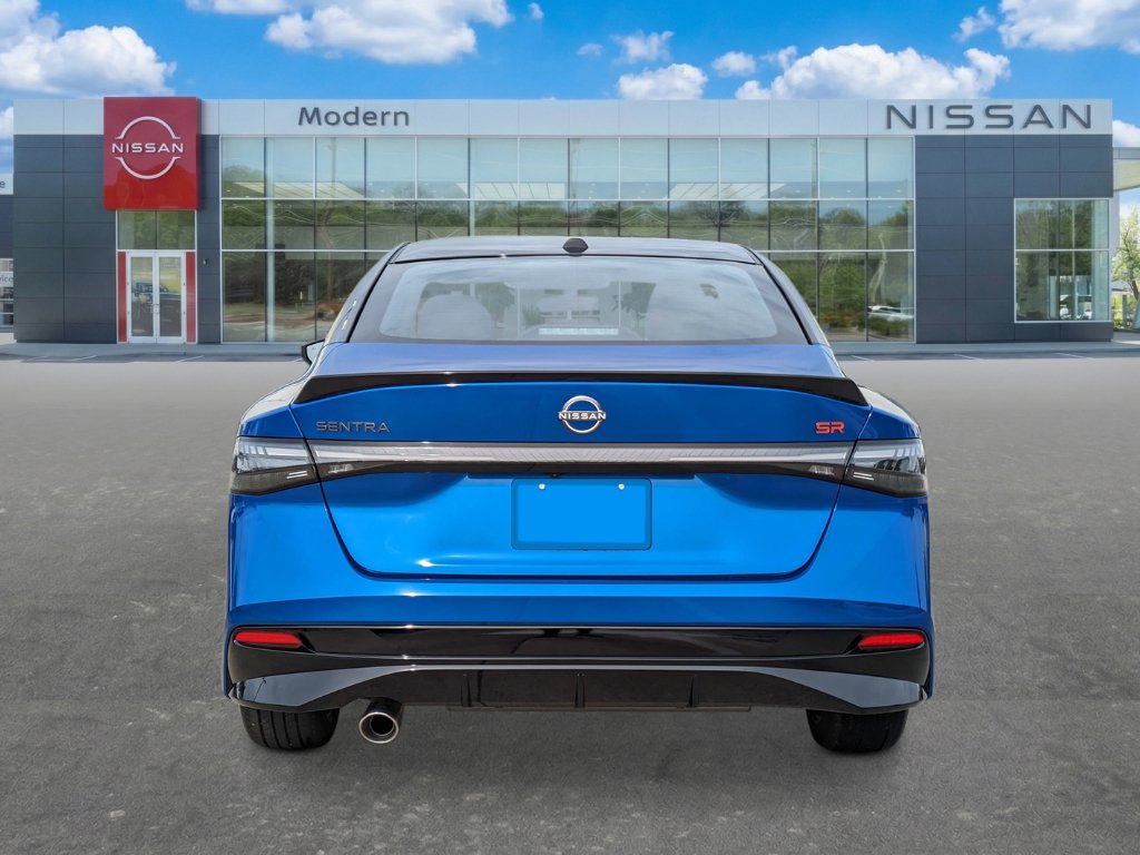 New 2027 Nissan Sentra SR w/ Floor Mat Package FWD image 4