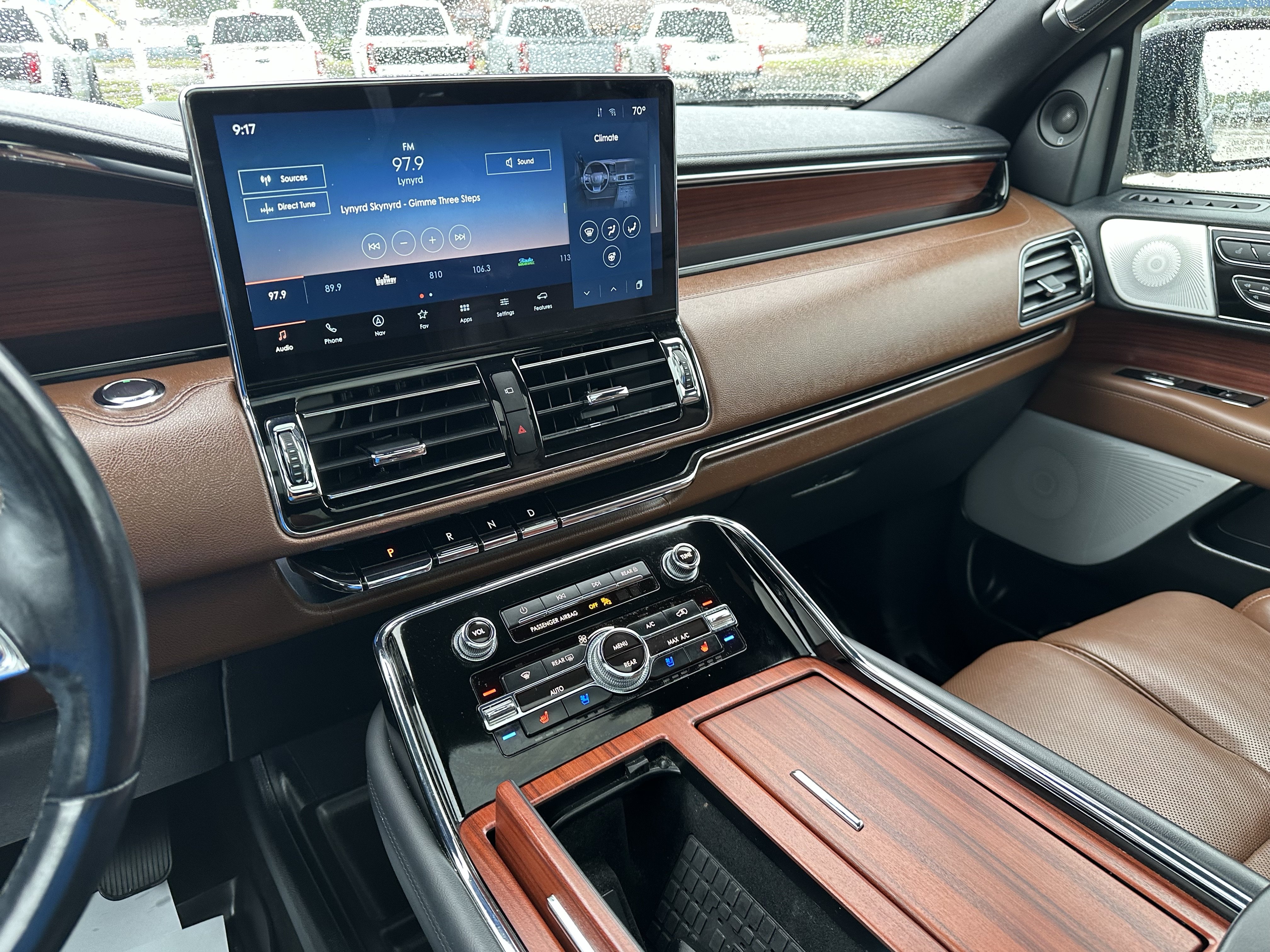 Used 2023 Lincoln Navigator Reserve AWD/4WD image 15